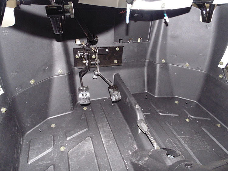 Challenger 300E (EFI) UTV Side-by-Side, Liquid Cooled