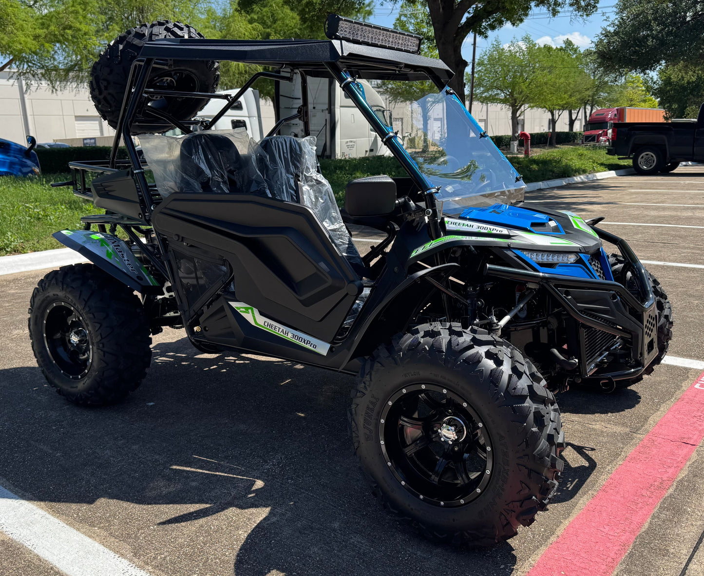 Cheetah 300Pro EFI Deluxe UTV Go Kart, Shaft Drive, Liquid Cooled CVT Auto with Reverse, Side Doors, Hard Top, Windshield, LED Light Bar