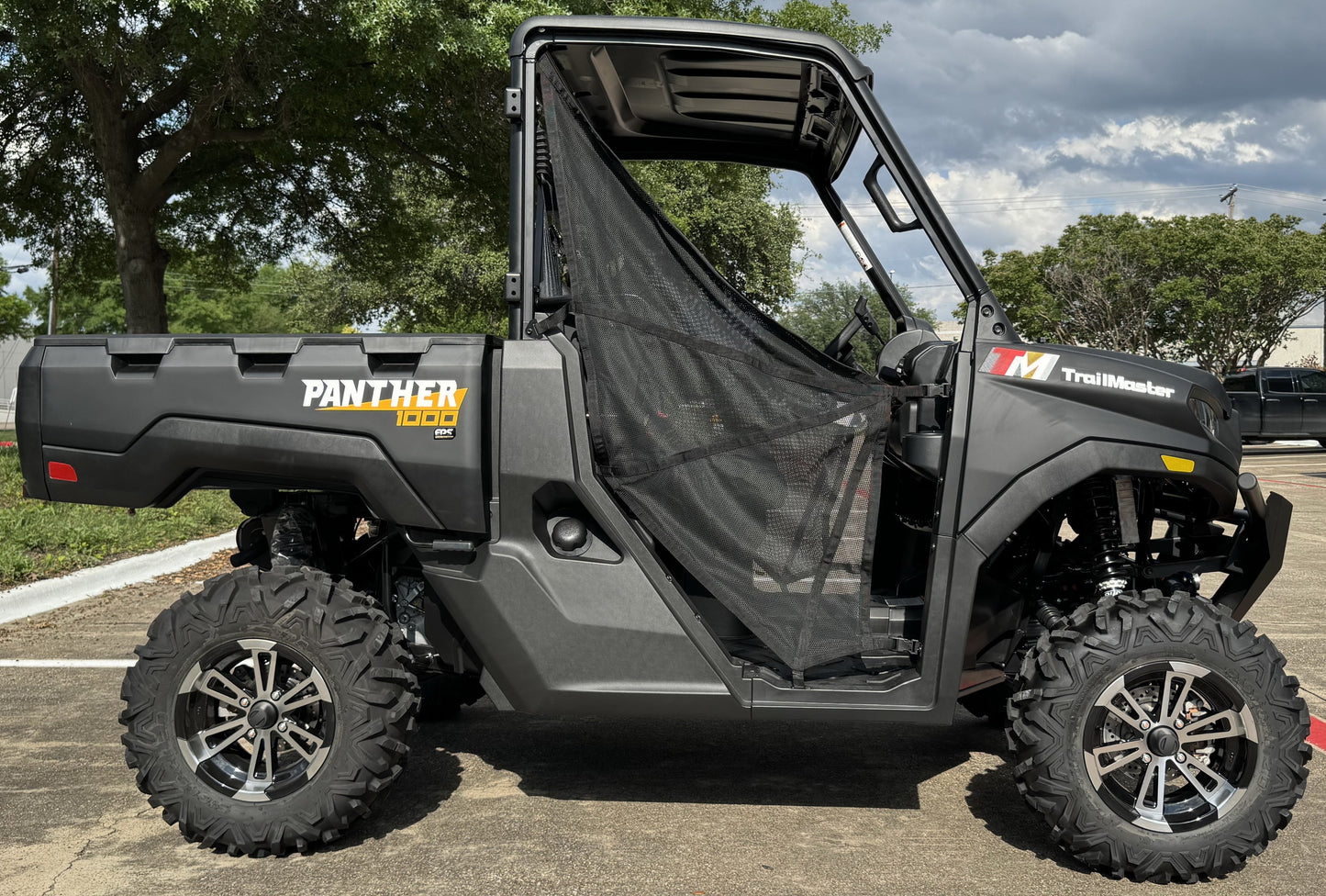 Panther 1000 UTV, 4X4, Larger Body, Electronic Power Steering, Heavy Duty Suspension, 83hp V-twin EFI Engine, High Low Range Automatic Trans, CA Legal