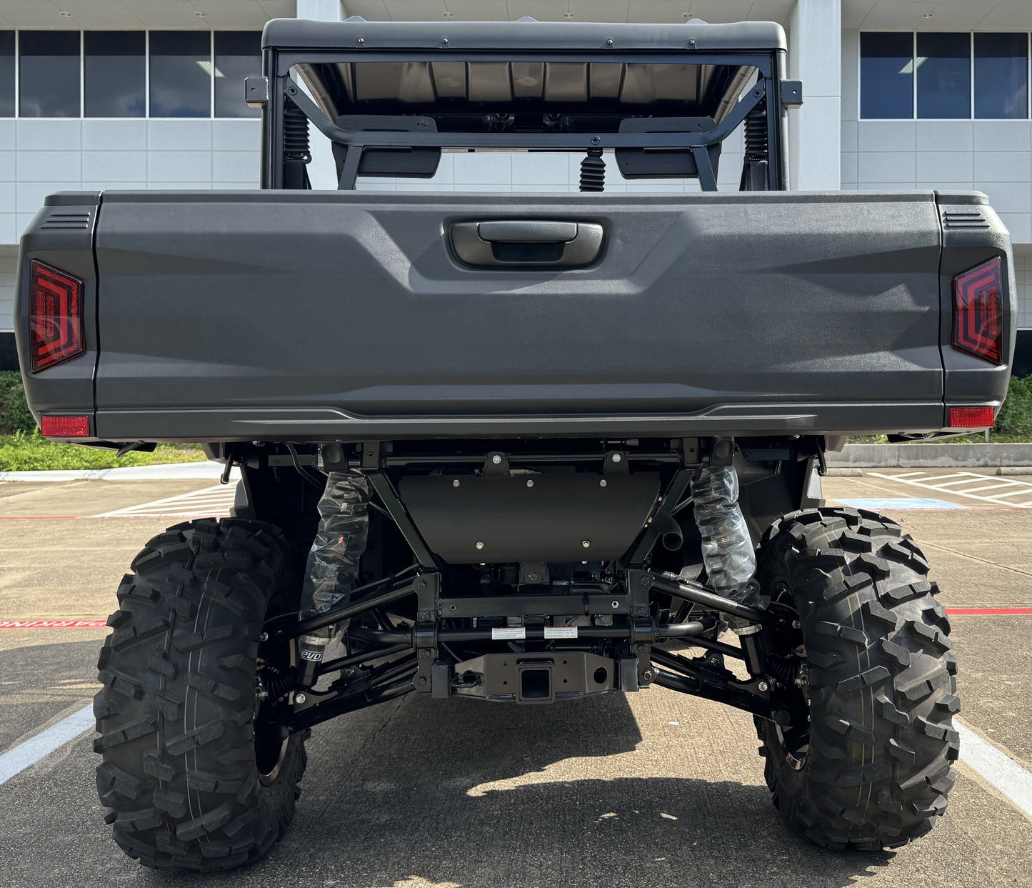 TrailMaster Panther 1000 UTV, 4X4, Larger Body, Electronic Power Steering, Heavy Duty Suspension, 83hp V-twin EFI Engine, High Low Range Automatic Trans, CA Legal