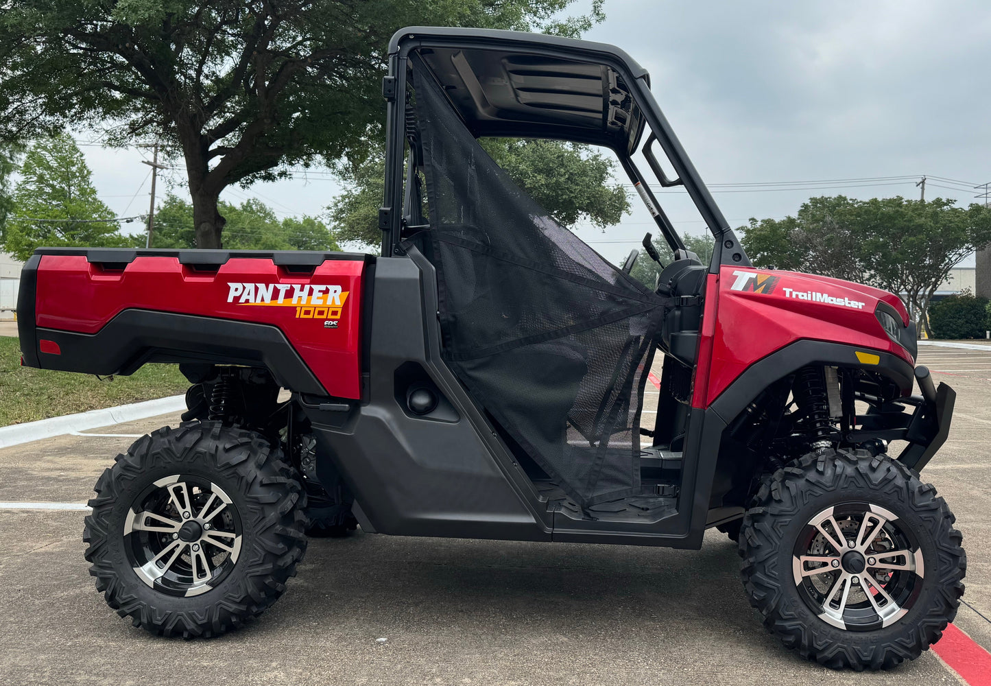 TrailMaster Panther 1000 UTV, 4X4, Larger Body, Electronic Power Steering, Heavy Duty Suspension, 83hp V-twin EFI Engine, High Low Range Automatic Trans, CA Legal