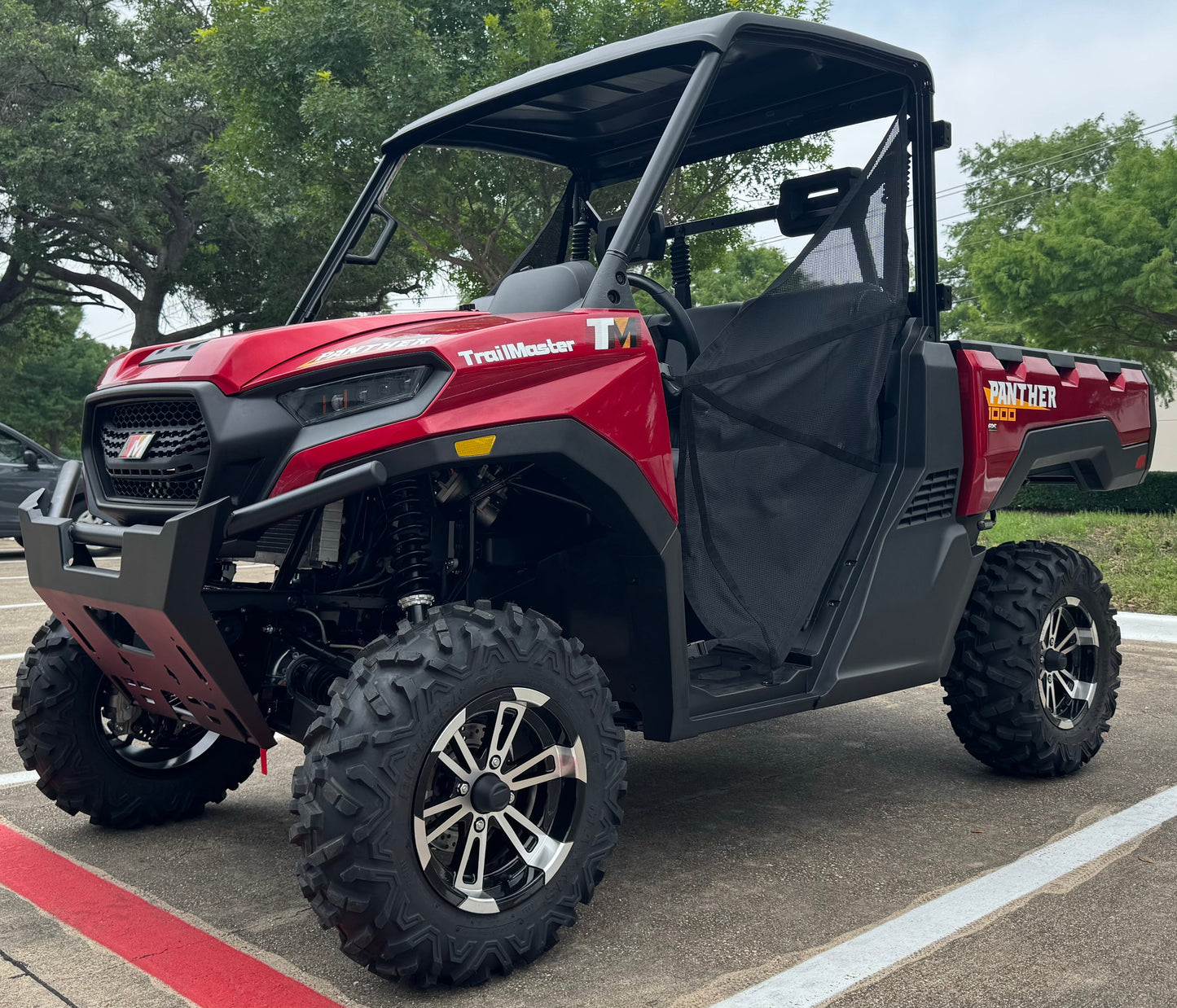TrailMaster Panther 1000 UTV, 4X4, Larger Body, Electronic Power Steering, Heavy Duty Suspension, 83hp V-twin EFI Engine, High Low Range Automatic Trans, CA Legal