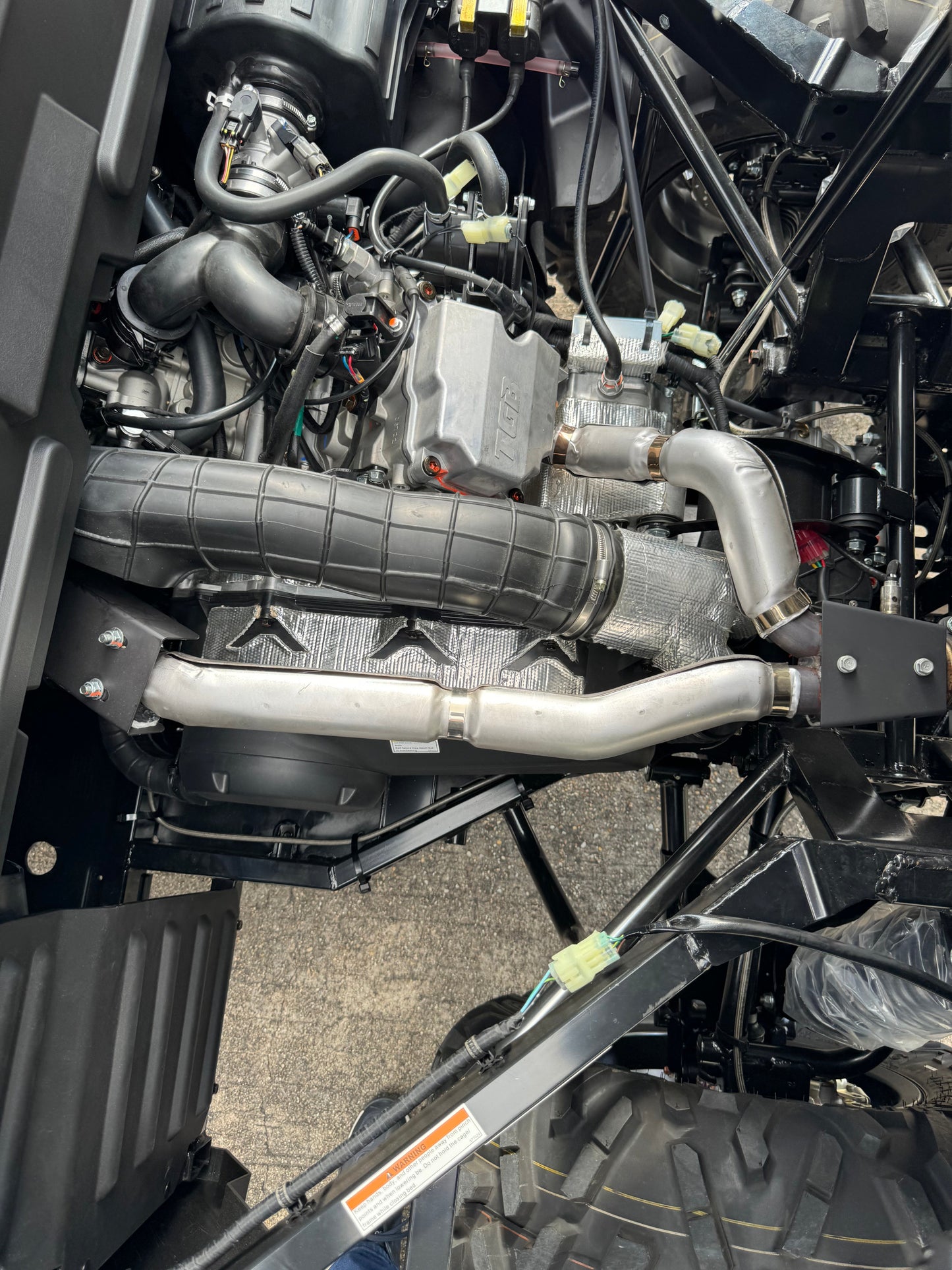 Panther 1000 UTV, 4X4, Larger Body, Electronic Power Steering, Heavy Duty Suspension, 83hp V-twin EFI Engine, High Low Range Automatic Trans, CA Legal