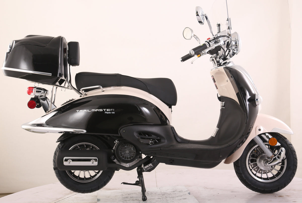 Sorrento 200 Street Scooter, Larger Engine 168.9cc, Locking Trunk, Windshield, USB Charger, Electric Start, CDI Ignition, Air Cooled