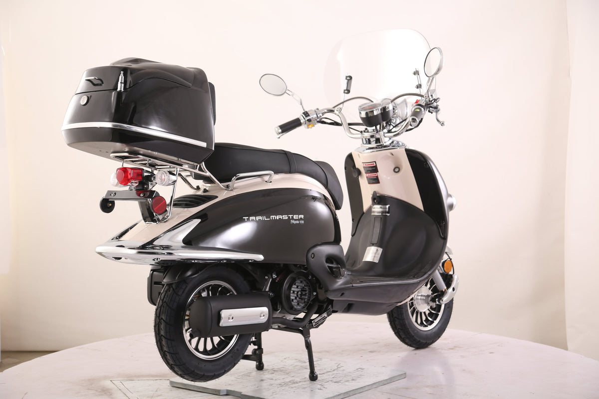 Sorrento 200 Street Scooter, Larger Engine 168.9cc, Locking Trunk, Windshield, USB Charger, Electric Start, CDI Ignition, Air Cooled