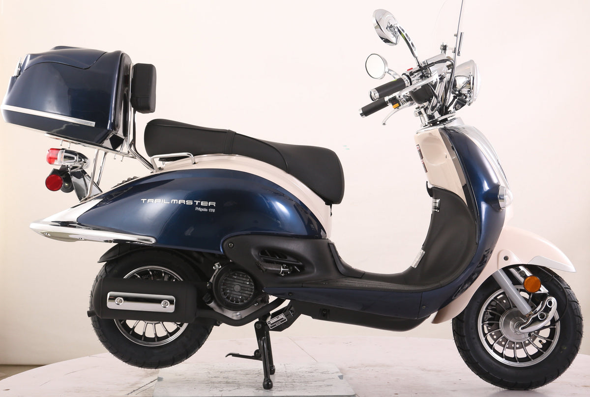 Sorrento 200 Street Scooter, Larger Engine 168.9cc, Locking Trunk, Windshield, USB Charger, Electric Start, CDI Ignition, Air Cooled