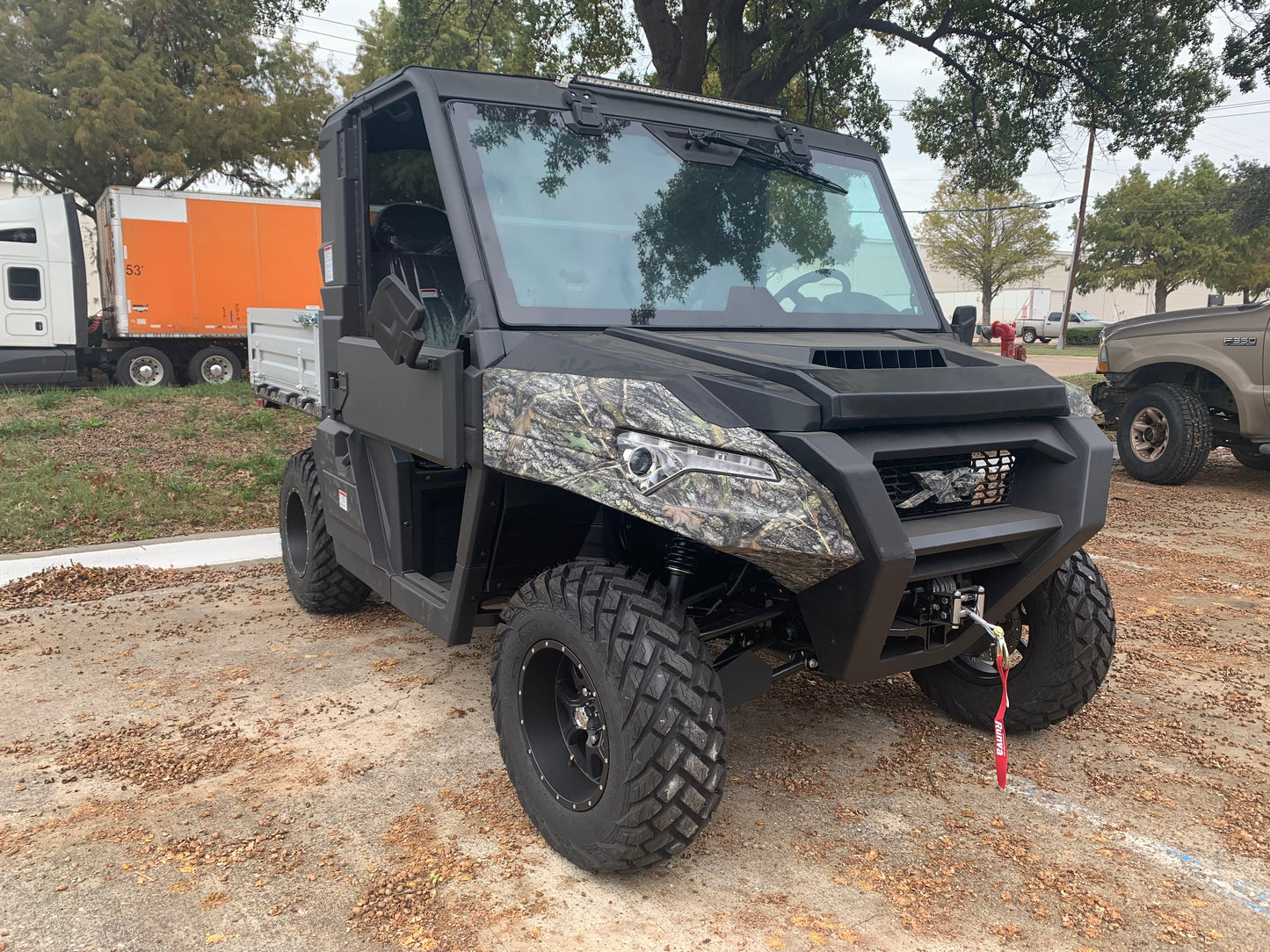 WorkCross 1000 UTV Side by Side, 85hp V-Twin EFI Engine, 2x4/4x4, Limited Slip, Differential Lock Mode