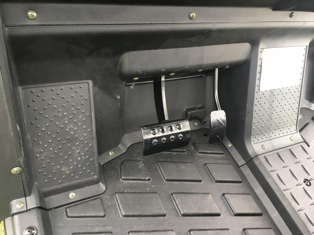 Taurus 200E-U EFI Gas UTV Shaft Drive, High/Low Gear Alloy Wheels, Fuel Injected