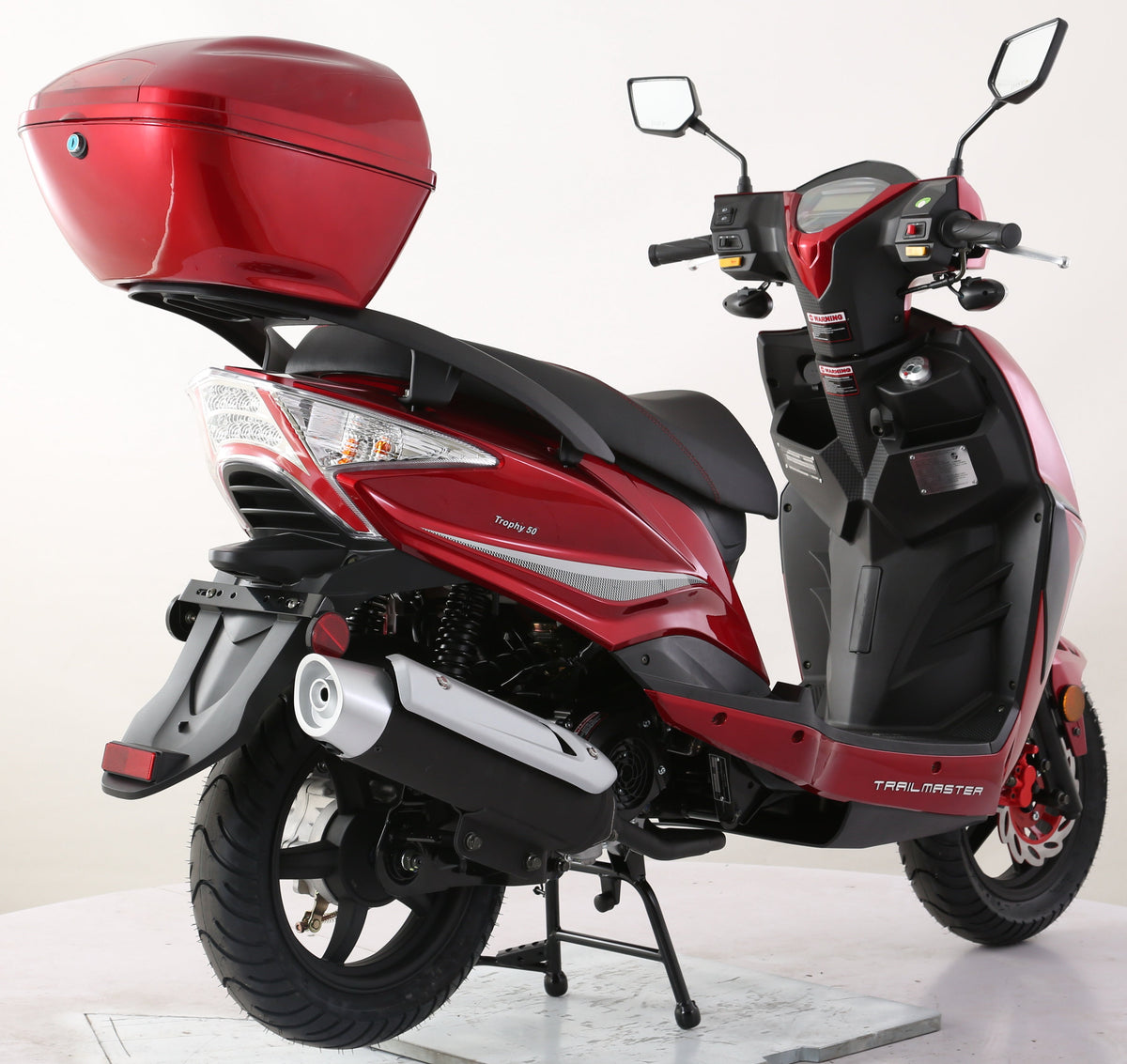 Trophy 200 Street Scooter, Electric start, Disk Brakes, CDI ignition, Color Matched Locking Trunk